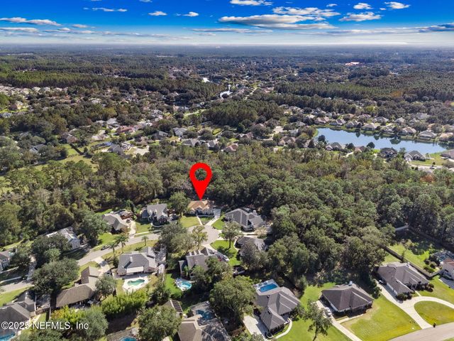 2421 HAWKCREST Drive E, St. Johns, FL 32259