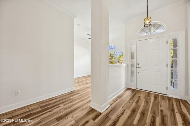 2421 HAWKCREST Drive E, St. Johns, FL 32259