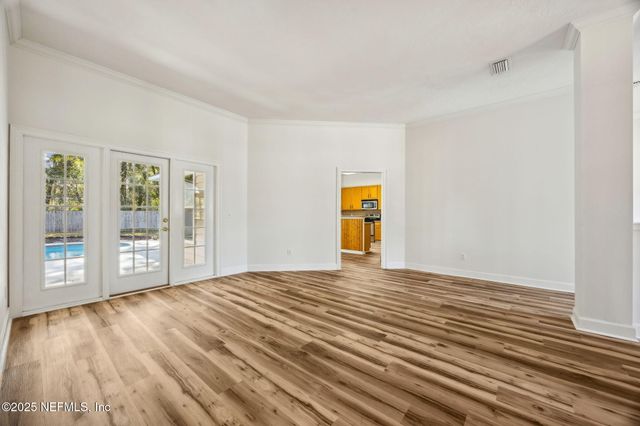 2421 HAWKCREST Drive E, St. Johns, FL 32259