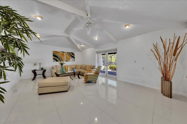 17143 SW 79th Pl, Palmetto Bay, FL 33157