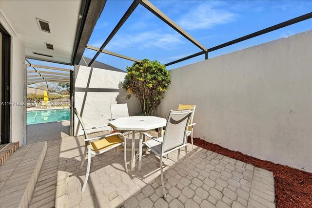 17143 SW 79th Pl, Palmetto Bay, FL 33157