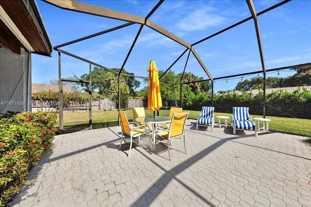 17143 SW 79th Pl, Palmetto Bay, FL 33157