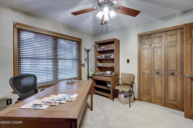 3050 Gaineswood Avenue, Baxter Springs, KS 66713