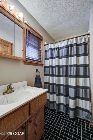 3050 Gaineswood Avenue, Baxter Springs, KS 66713