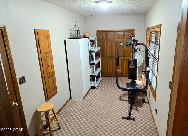 3050 Gaineswood Avenue, Baxter Springs, KS 66713