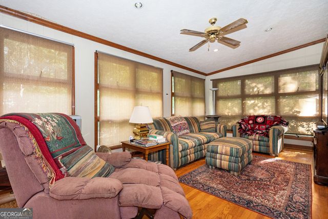 4004 White Oak Lane, Lagrange, GA 30240