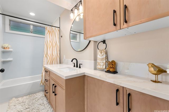 3327 Catherine Street, Honolulu, HI 96815