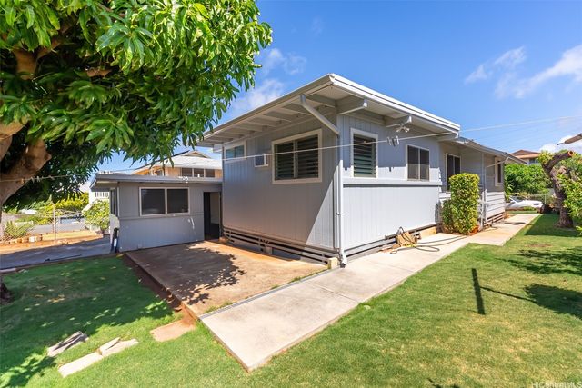 3327 Catherine Street, Honolulu, HI 96815