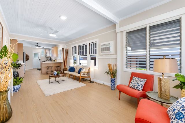 3327 Catherine Street, Honolulu, HI 96815