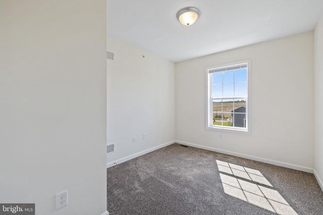 801 RISING SUN LN, Chambersburg, PA 17201