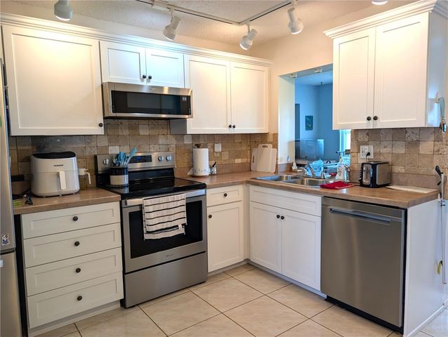 3490 101ST TERRACE N, Pinellas Park, FL 33782