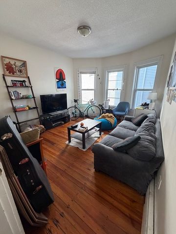 68 Winchester 1, Medford, MA 02155