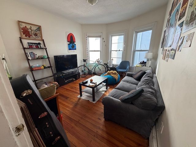 68 Winchester 1, Medford, MA 02155