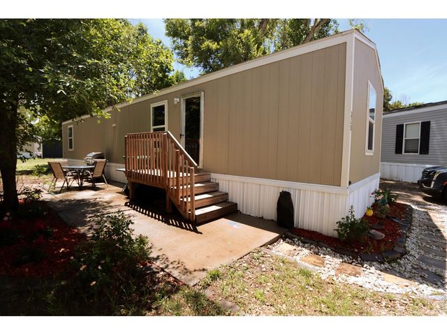 200 N 35th Ave 220, Greeley, CO 80634