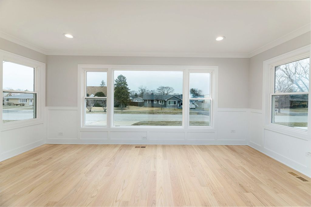 8110 Lockwood Avenue, Burbank, IL 60459 — photo 4