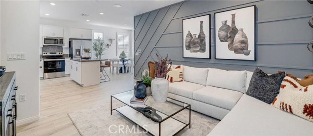 1215 Yeager Avenue, Rialto, CA 92376