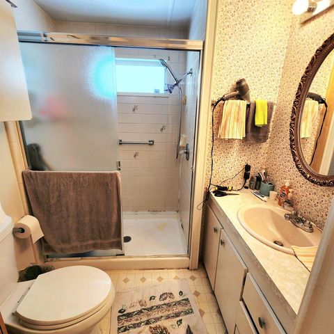 42 SE Spanish Way, Port St. Lucie, FL 34952
