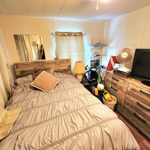 42 SE Spanish Way, Port St. Lucie, FL 34952