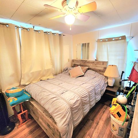 42 SE Spanish Way, Port St. Lucie, FL 34952