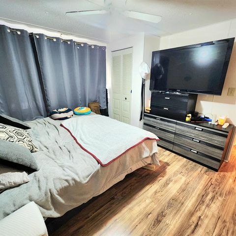 42 SE Spanish Way, Port St. Lucie, FL 34952