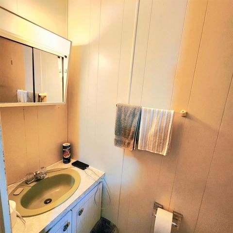 42 SE Spanish Way, Port St. Lucie, FL 34952