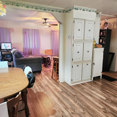 42 SE Spanish Way, Port St. Lucie, FL 34952