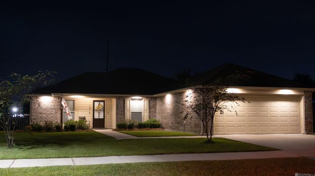 1018 Point Andrew Dr, Gonzales, LA 70737