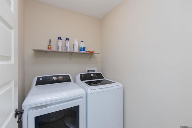 1018 Point Andrew Dr, Gonzales, LA 70737