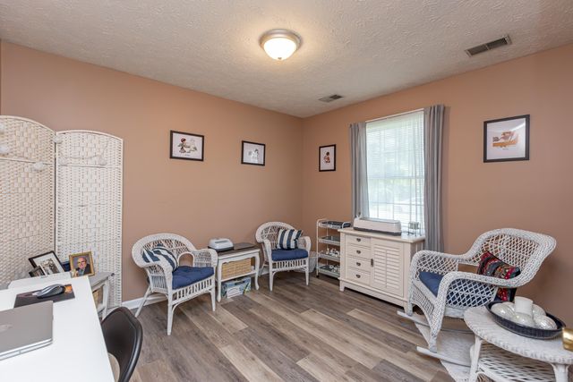 317 Edwards Drive, Nicholasville, KY 40356