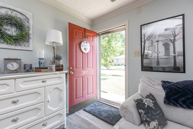317 Edwards Drive, Nicholasville, KY 40356