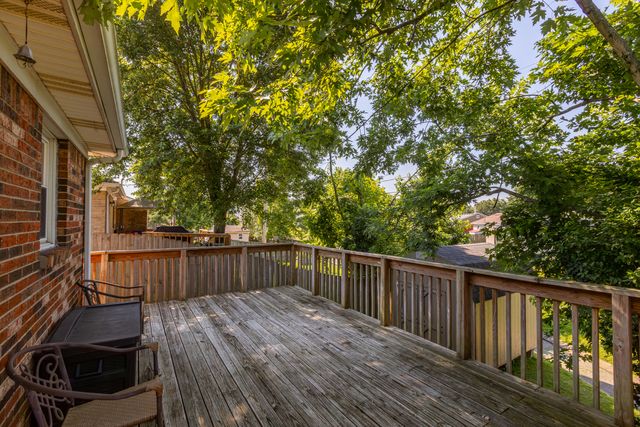 317 Edwards Drive, Nicholasville, KY 40356