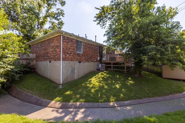 317 Edwards Drive, Nicholasville, KY 40356