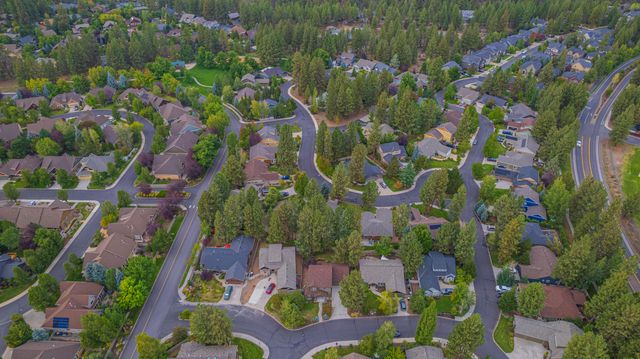 19603 Greatwood Loop, Bend, OR 97702