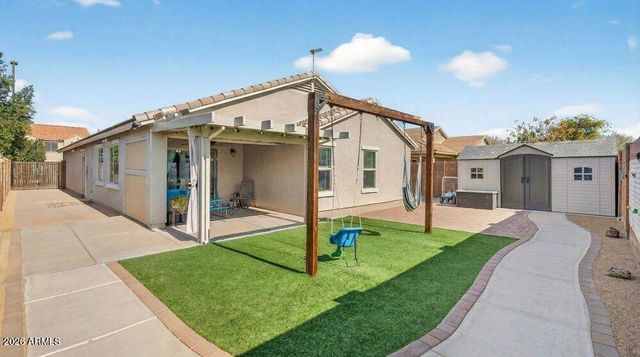 2033 E SADDLEBROOK Road, Gilbert, AZ 85298