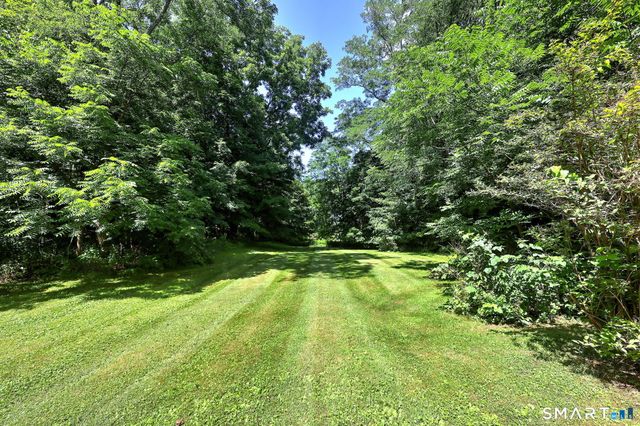 18 East Street, Bethlehem, CT 06751