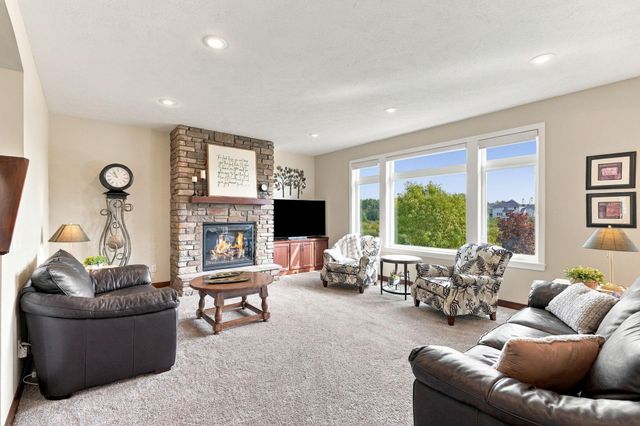 4421 118th Avenue NE, Blaine, MN 55449