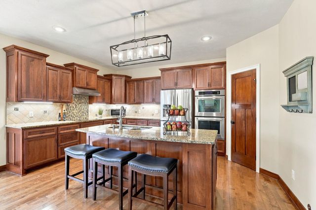 4421 118th Avenue NE, Blaine, MN 55449