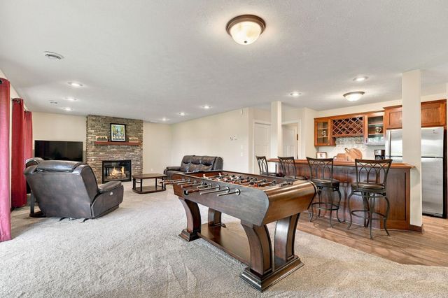 4421 118th Avenue NE, Blaine, MN 55449