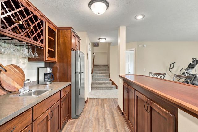 4421 118th Avenue NE, Blaine, MN 55449