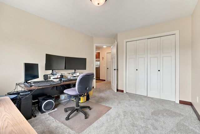 4421 118th Avenue NE, Blaine, MN 55449