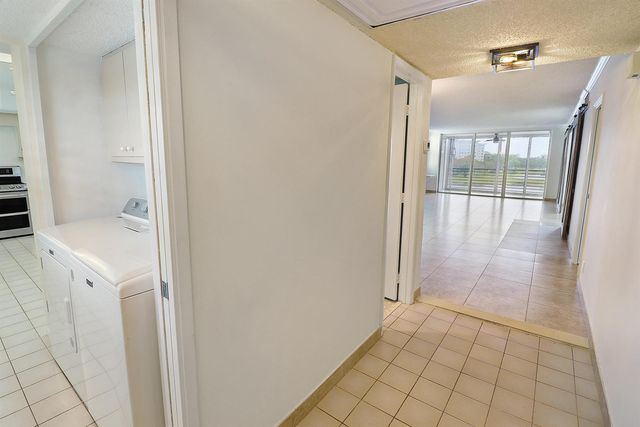 3095 N Course Drive 409, Pompano Beach, FL 33069