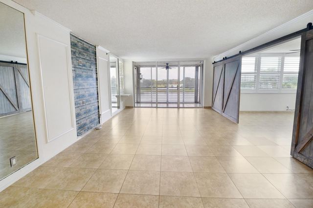 3095 N Course Drive 409, Pompano Beach, FL 33069