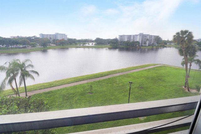 3095 N Course Drive 409, Pompano Beach, FL 33069
