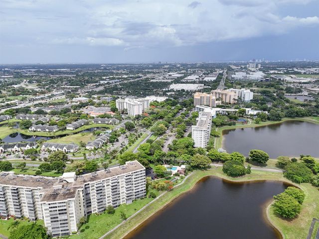 3095 N Course Drive 409, Pompano Beach, FL 33069