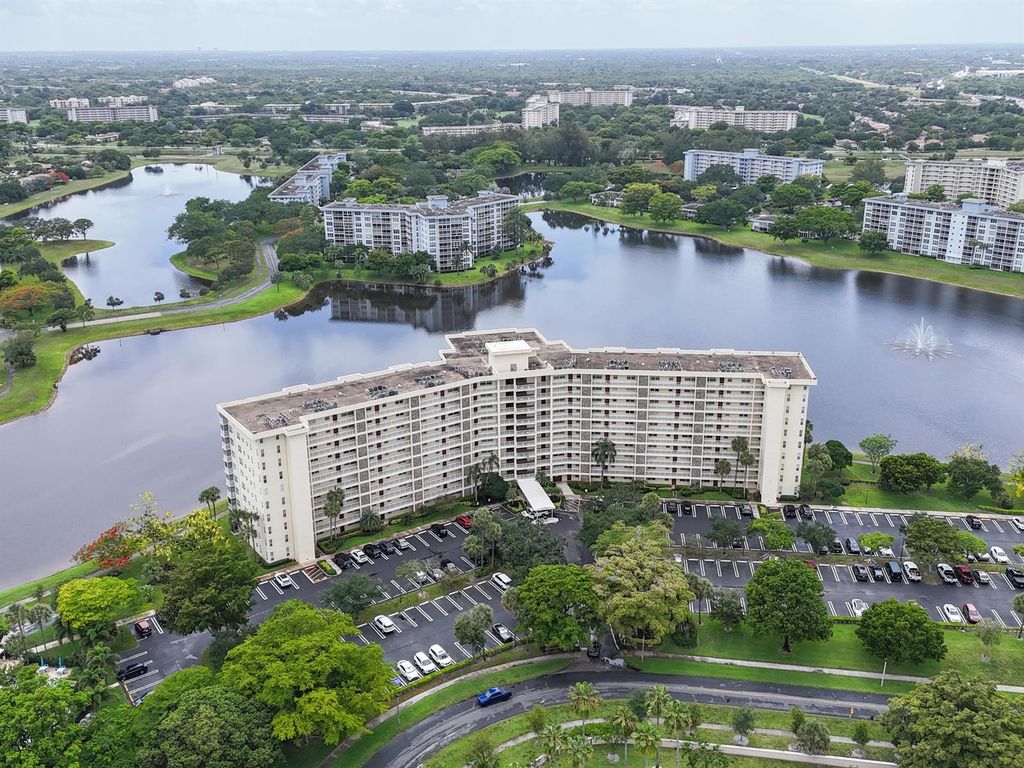 3095 N Course Drive 409, Pompano Beach, FL 33069