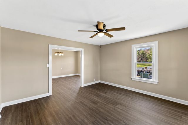 14 MULBERRY ST, Staunton, VA 24401