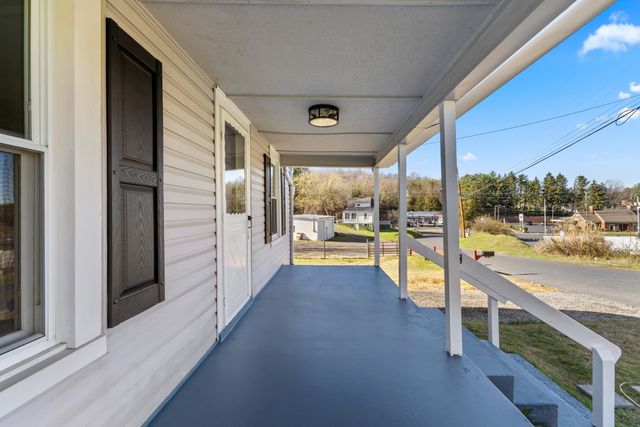 14 MULBERRY ST, Staunton, VA 24401