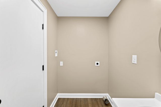 14 MULBERRY ST, Staunton, VA 24401