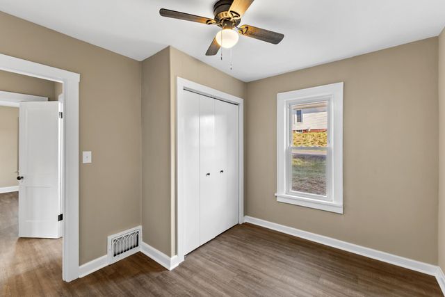 14 MULBERRY ST, Staunton, VA 24401