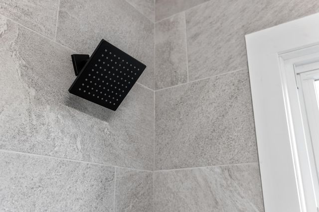 14 MULBERRY ST, Staunton, VA 24401